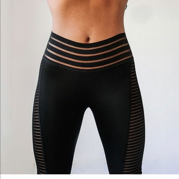 SALE !!! NWT Butt lifting Mesh leggings - Picture 4 of 7